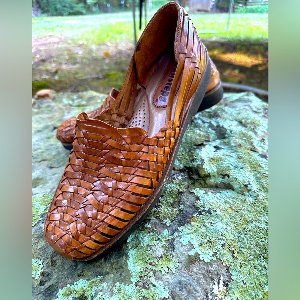 Sunsteps Leather Hand Woven Sandals size 10.5 - Picture 3 of 9